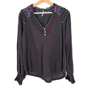 Free People Womens Crochet Long Sleeve Top Shirt XS Embroidered Peasant Boho